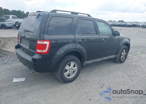 2012 Ford Escape Xlt z USA, uszkodzony, nr VIN 1FMCU0D76CKC27660